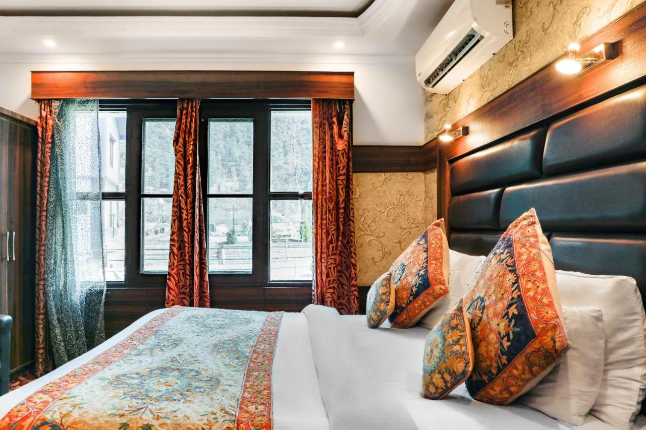 Pahalgam Retreat Hotel Zewnętrze zdjęcie
